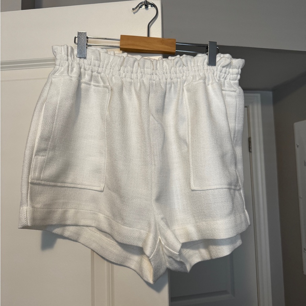 Women's White Elastic Waist Shorts